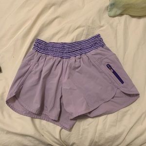 LULULEMON SHORTS!!!!